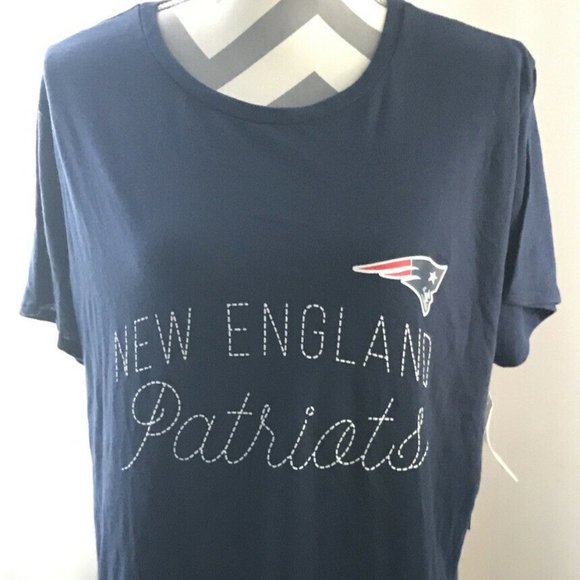 New England Patriots Shirt Women's  NFL Team T-shirt,  XXL - Picture 1 of 5